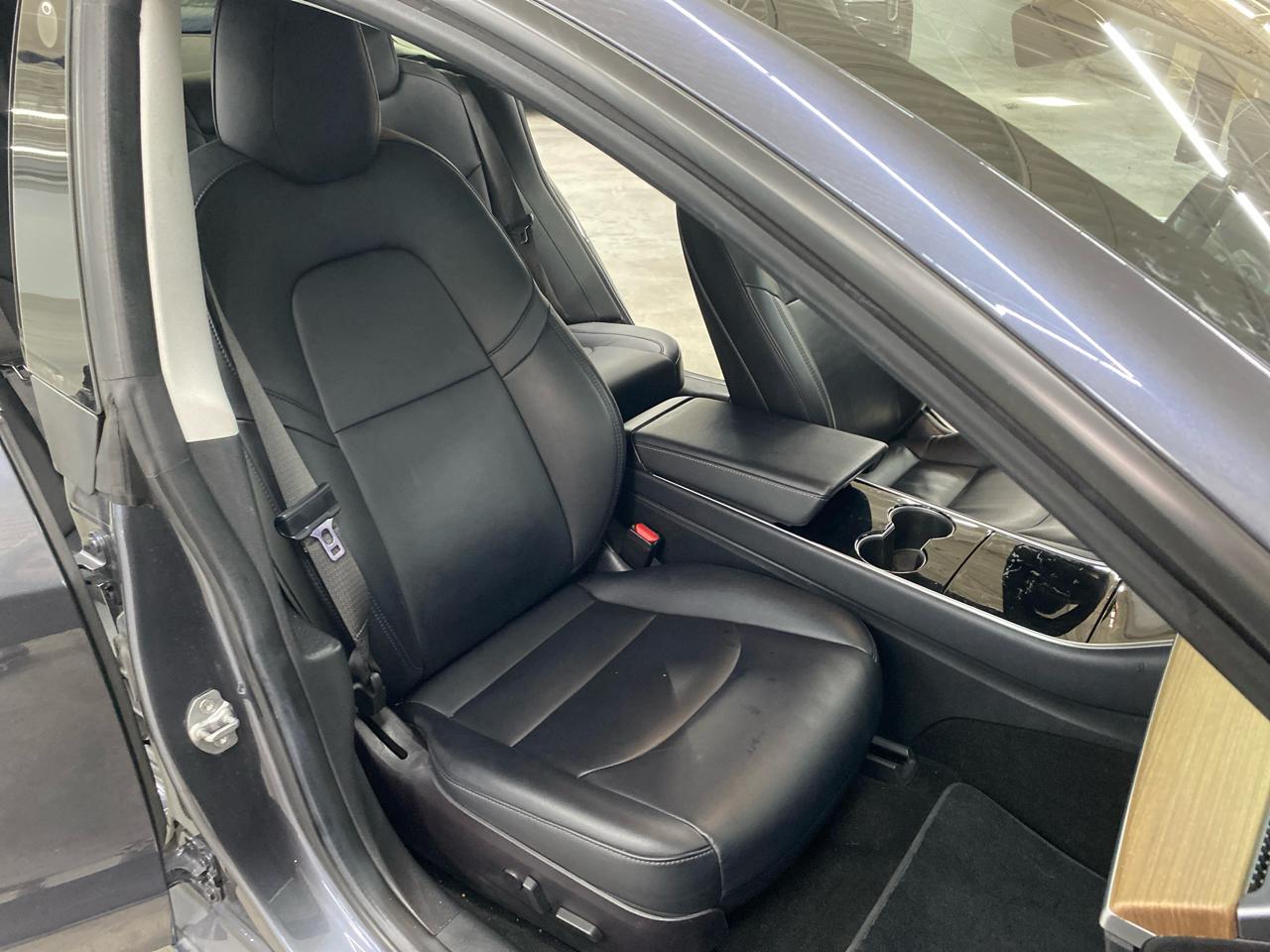 Tesla Model 3 Long Range Battery RWD 2018