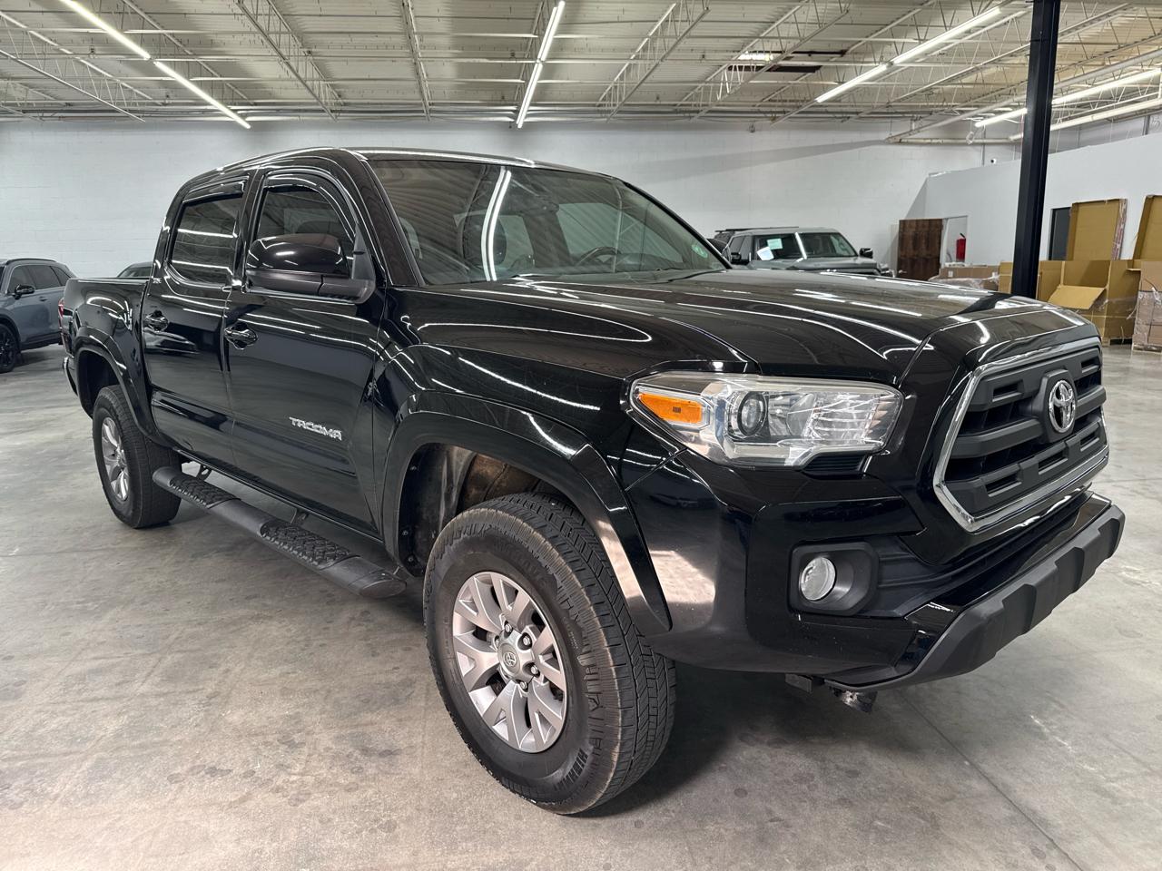 Toyota Tacoma SR5 V6 2017