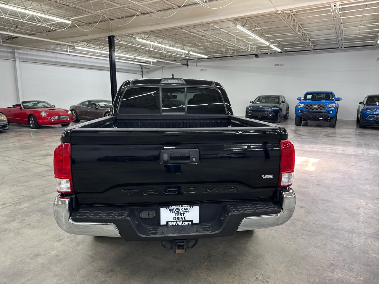 Toyota Tacoma SR5 V6 2017