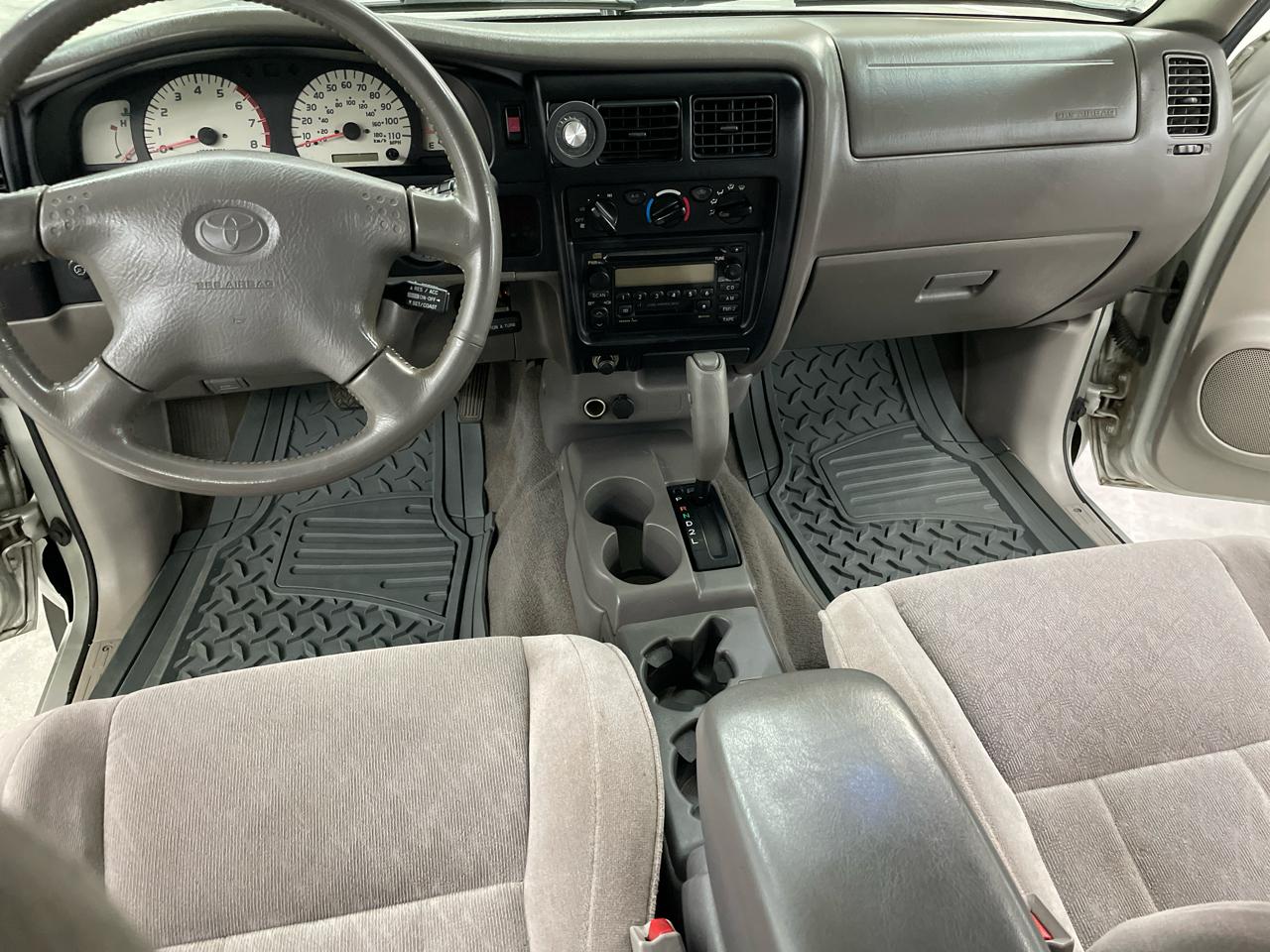 Toyota Tacoma DoubleCab PreRunner V6 Auto (Natl) 2004