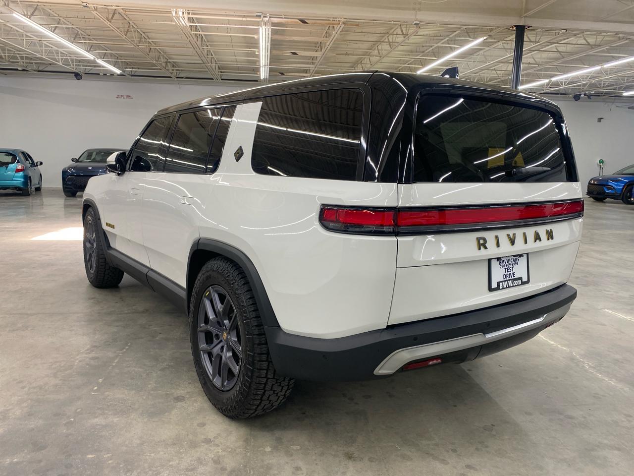 Rivian R1S Adventure Package AWD 2023