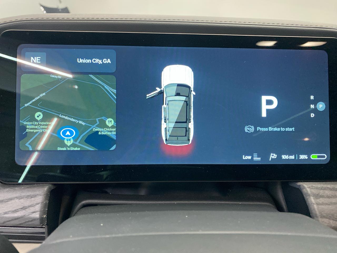 Rivian R1S Adventure Package AWD 2023