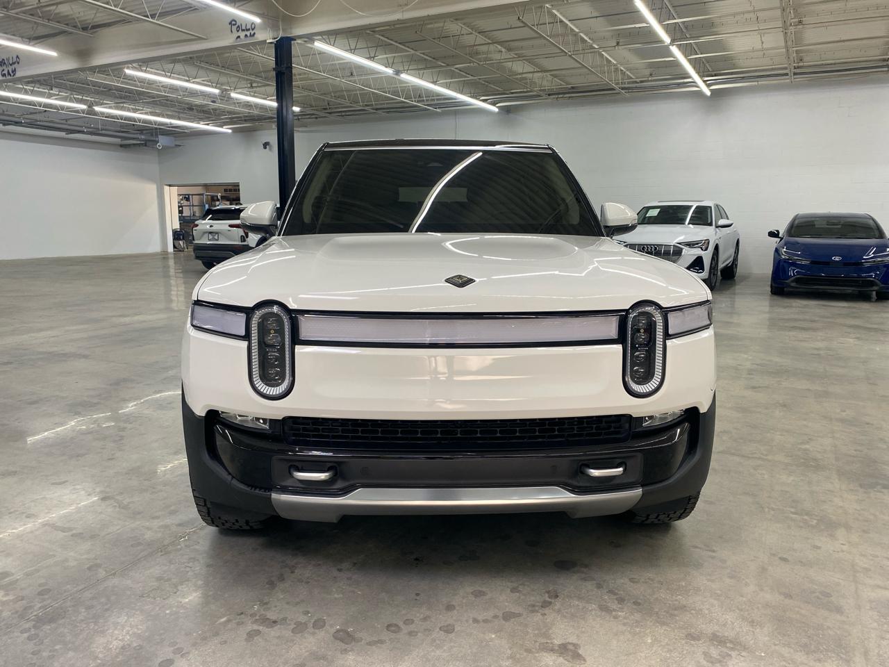 Rivian R1S Adventure Package AWD 2023