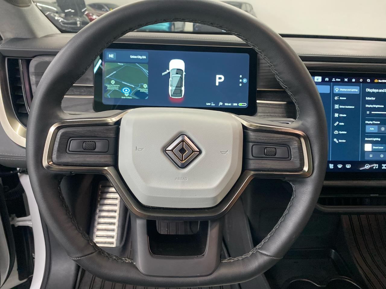 Rivian R1S Adventure Package AWD 2023