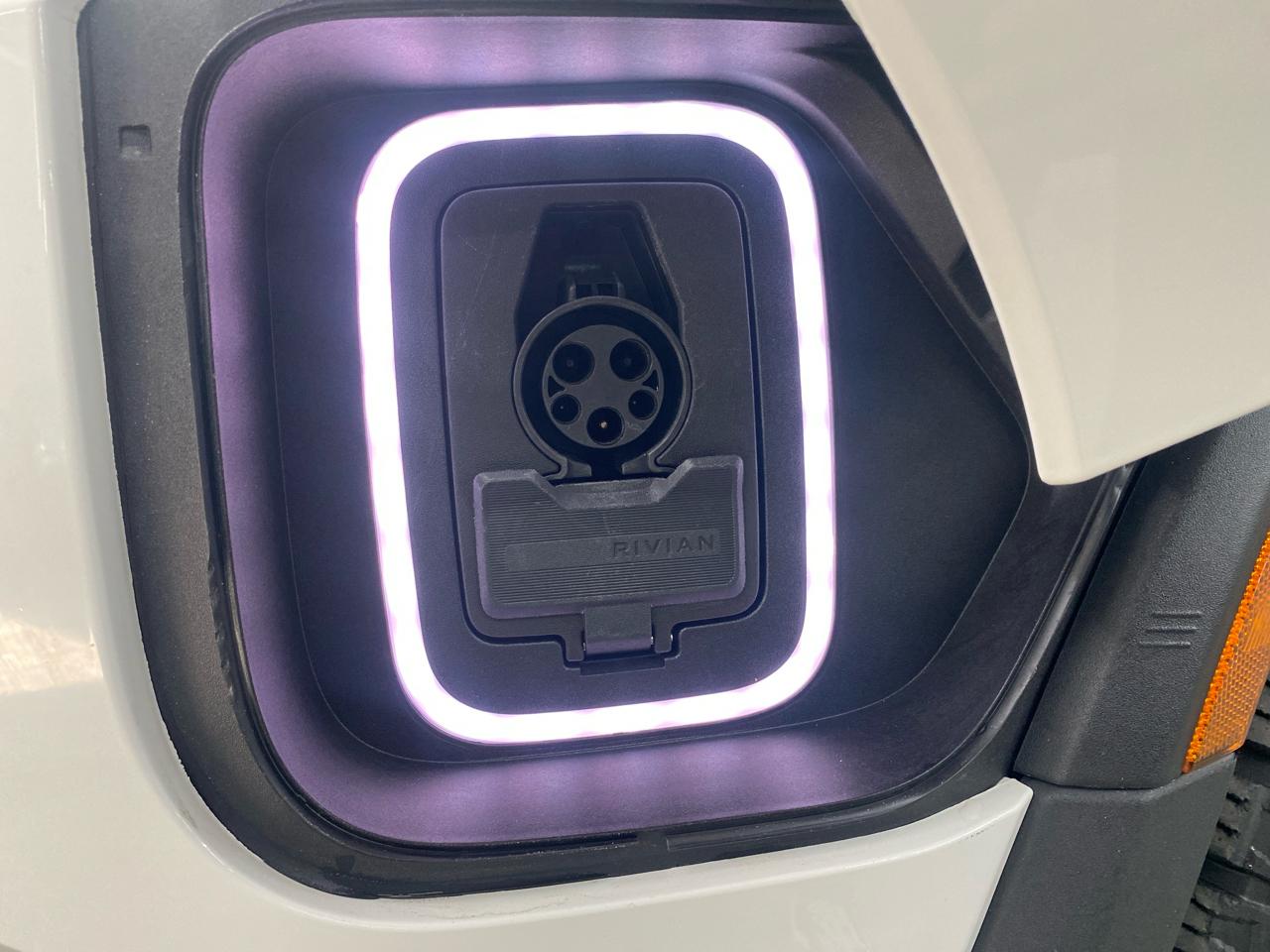 Rivian R1S Adventure Package AWD 2023