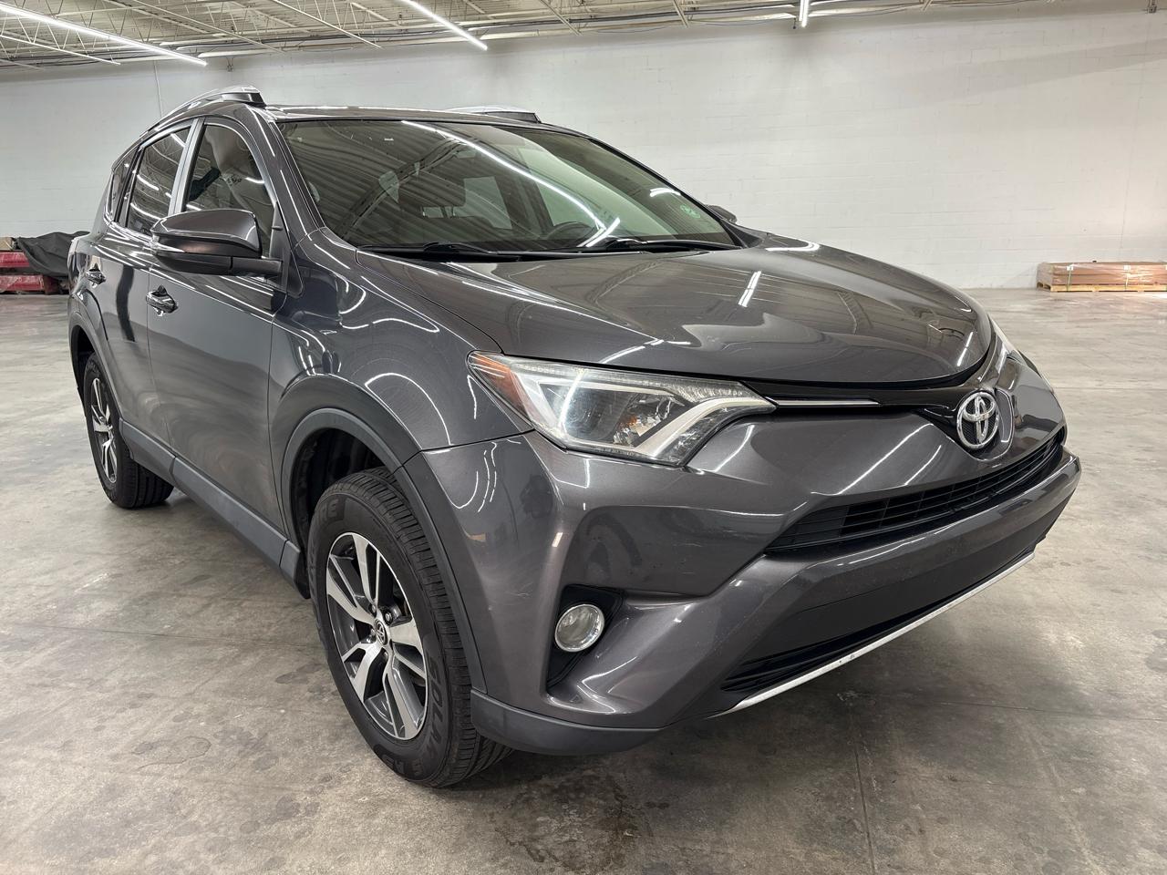 Toyota RAV4 FWD 4dr XLE (Natl) 2016