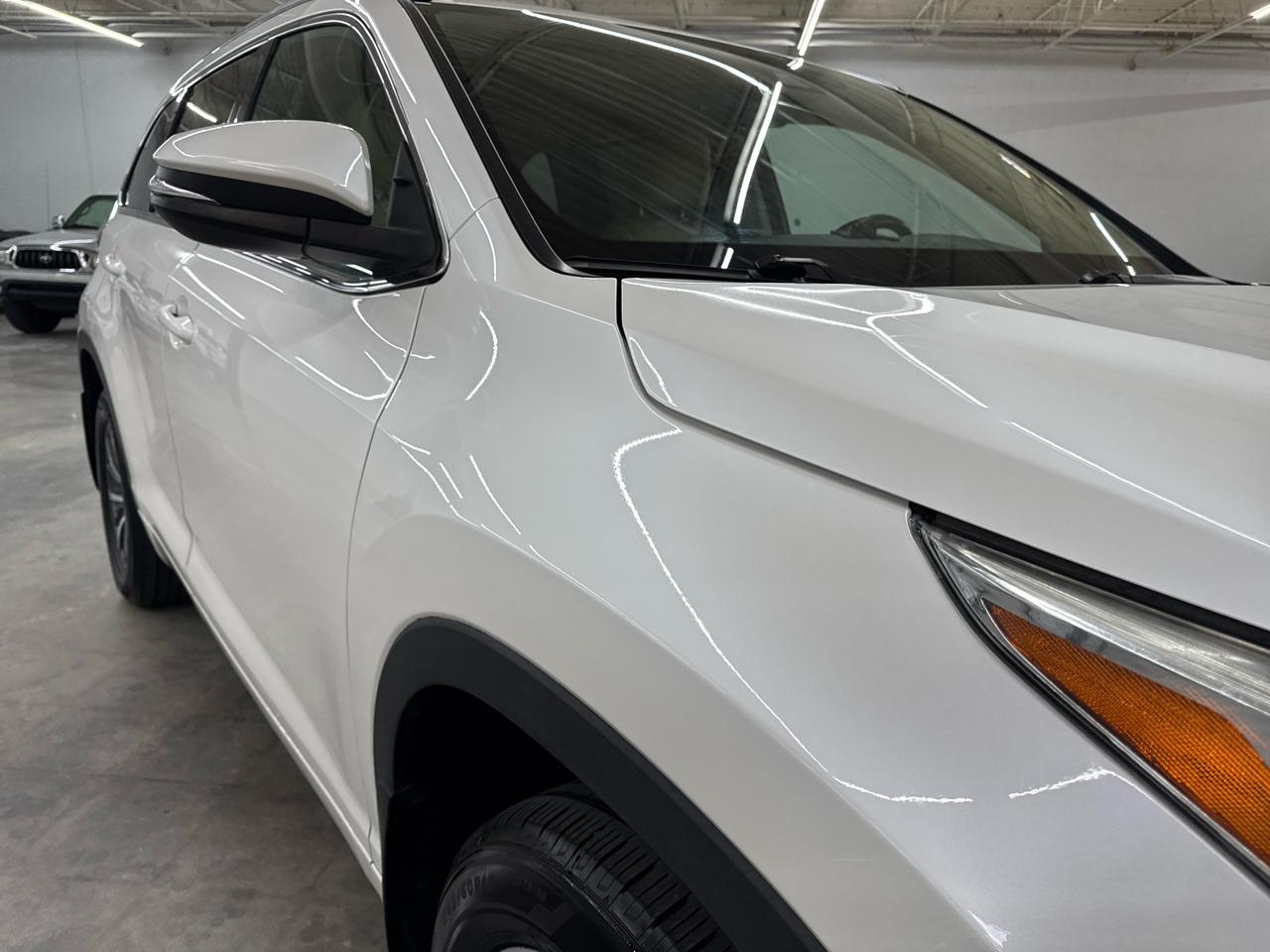 Toyota Highlander XLE V6 AWD (Natl) 2017