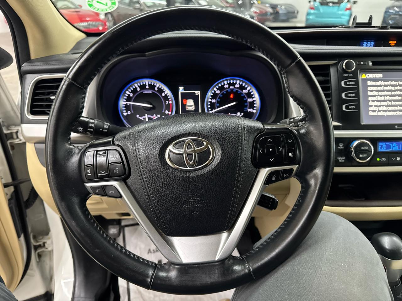 Toyota Highlander XLE V6 AWD (Natl) 2017