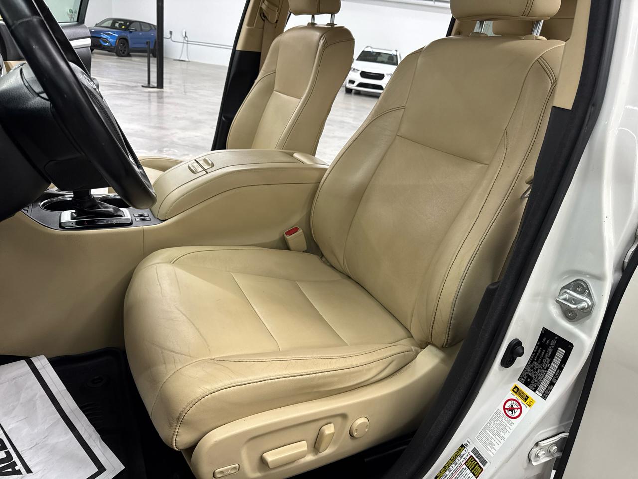 Toyota Highlander XLE V6 AWD (Natl) 2017