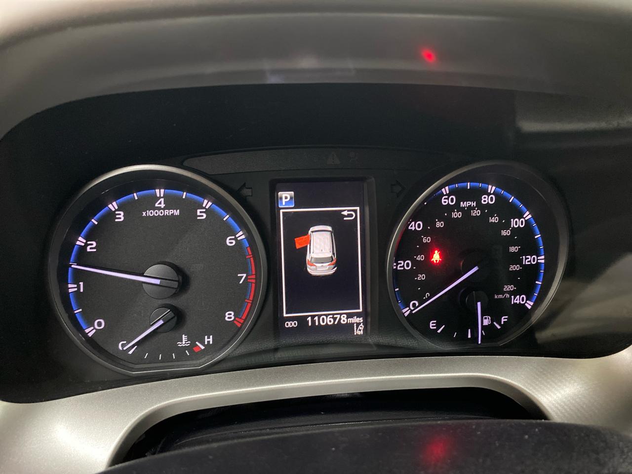 Toyota RAV4 LE FWD (Natl) 2018