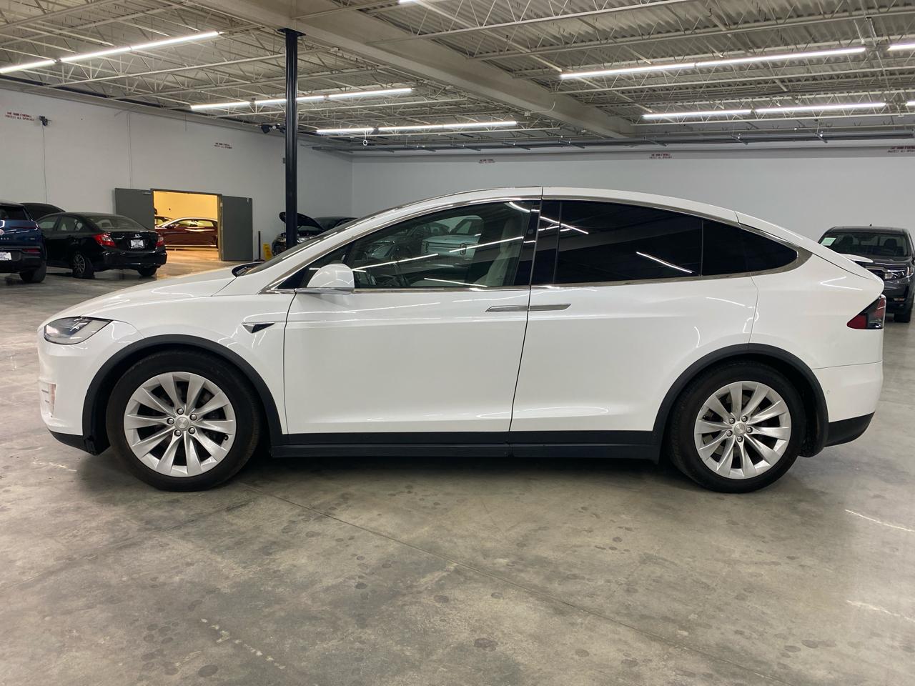 Tesla Model X 90D 2017