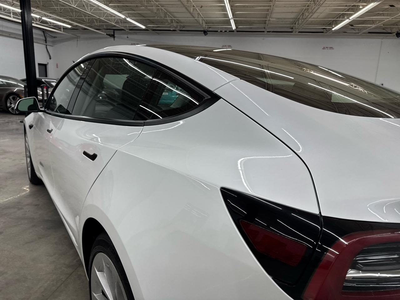 Tesla Model 3 Standard Range Plus RWD 2023