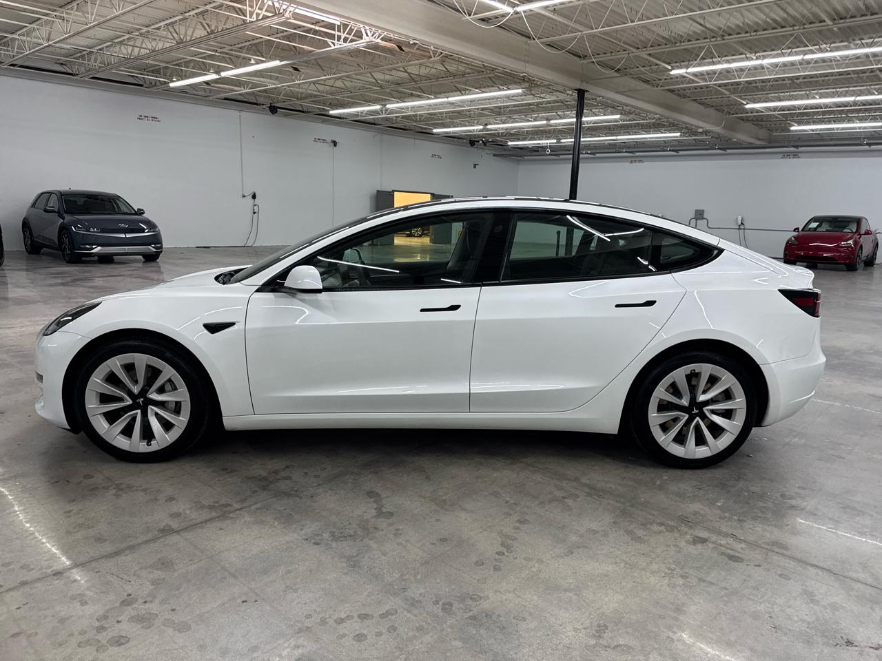 Tesla Model 3 Standard Range Plus RWD 2023