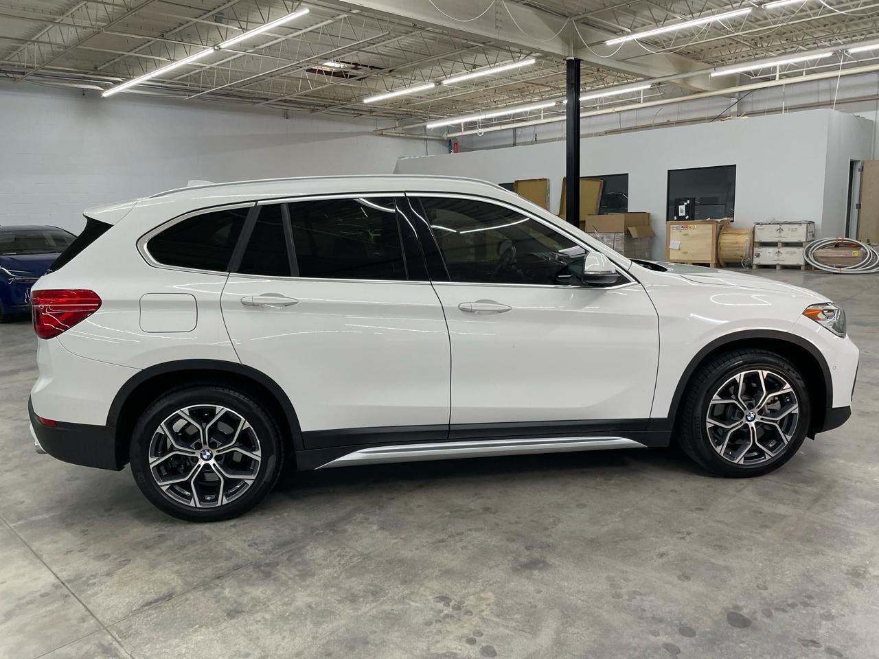 BMW X1 xDrive28i Sports Activity Vehicle 2022