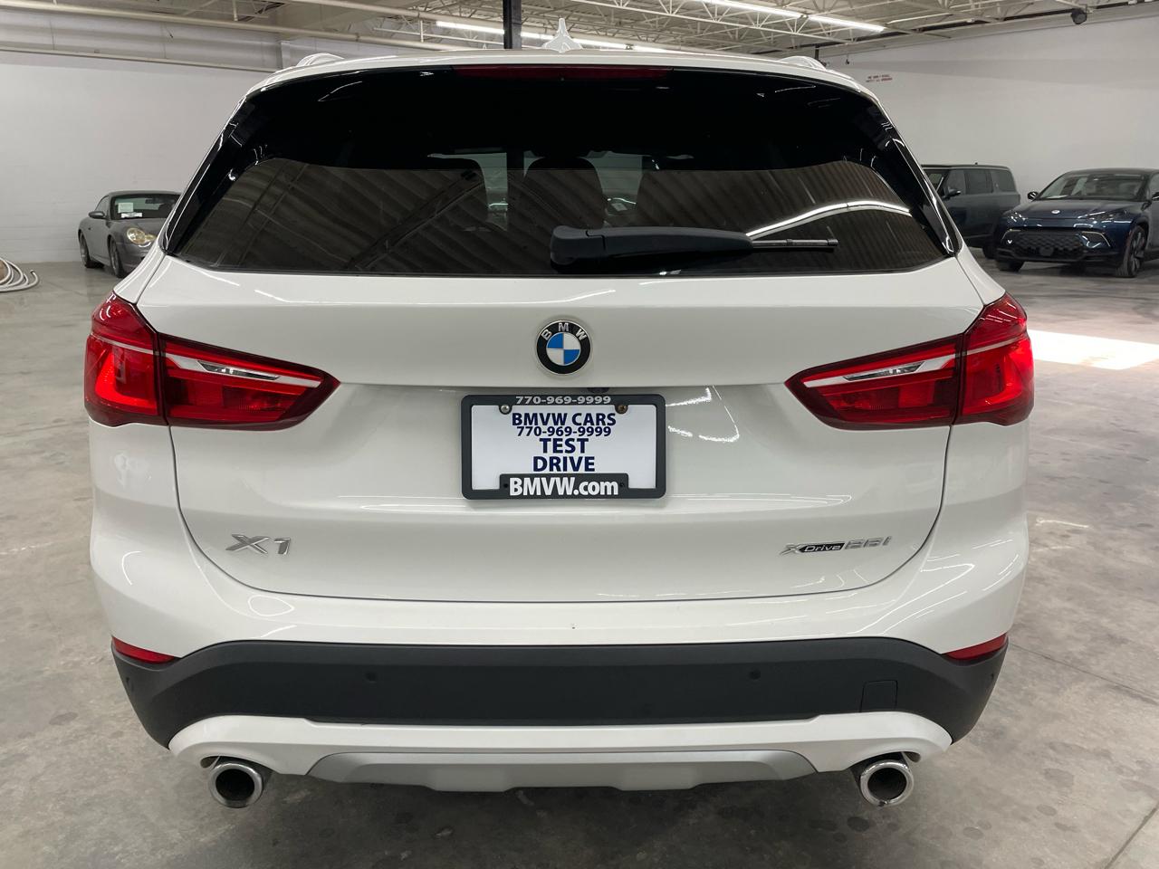 BMW X1 xDrive28i Sports Activity Vehicle 2022