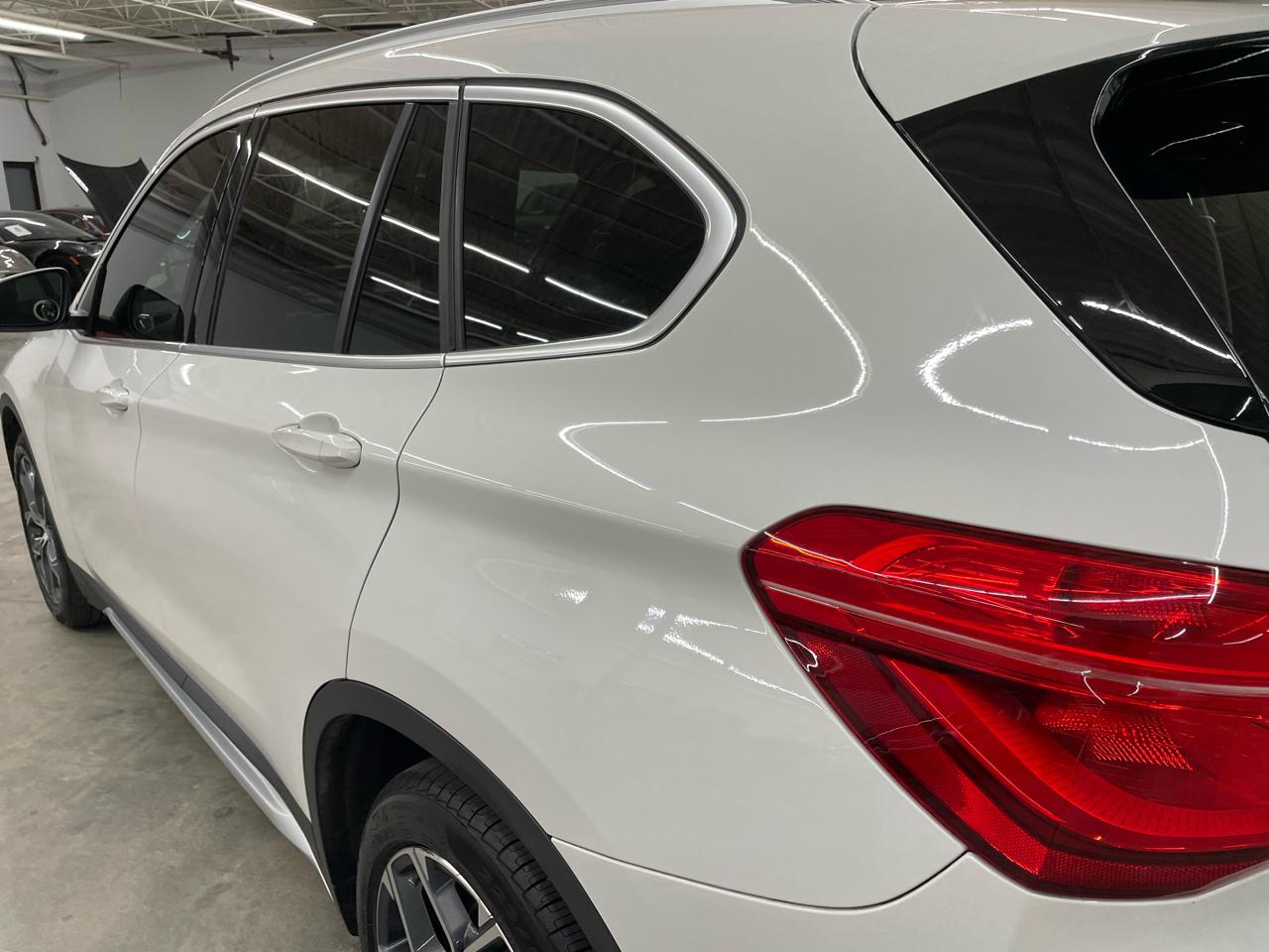 BMW X1 xDrive28i Sports Activity Vehicle 2022