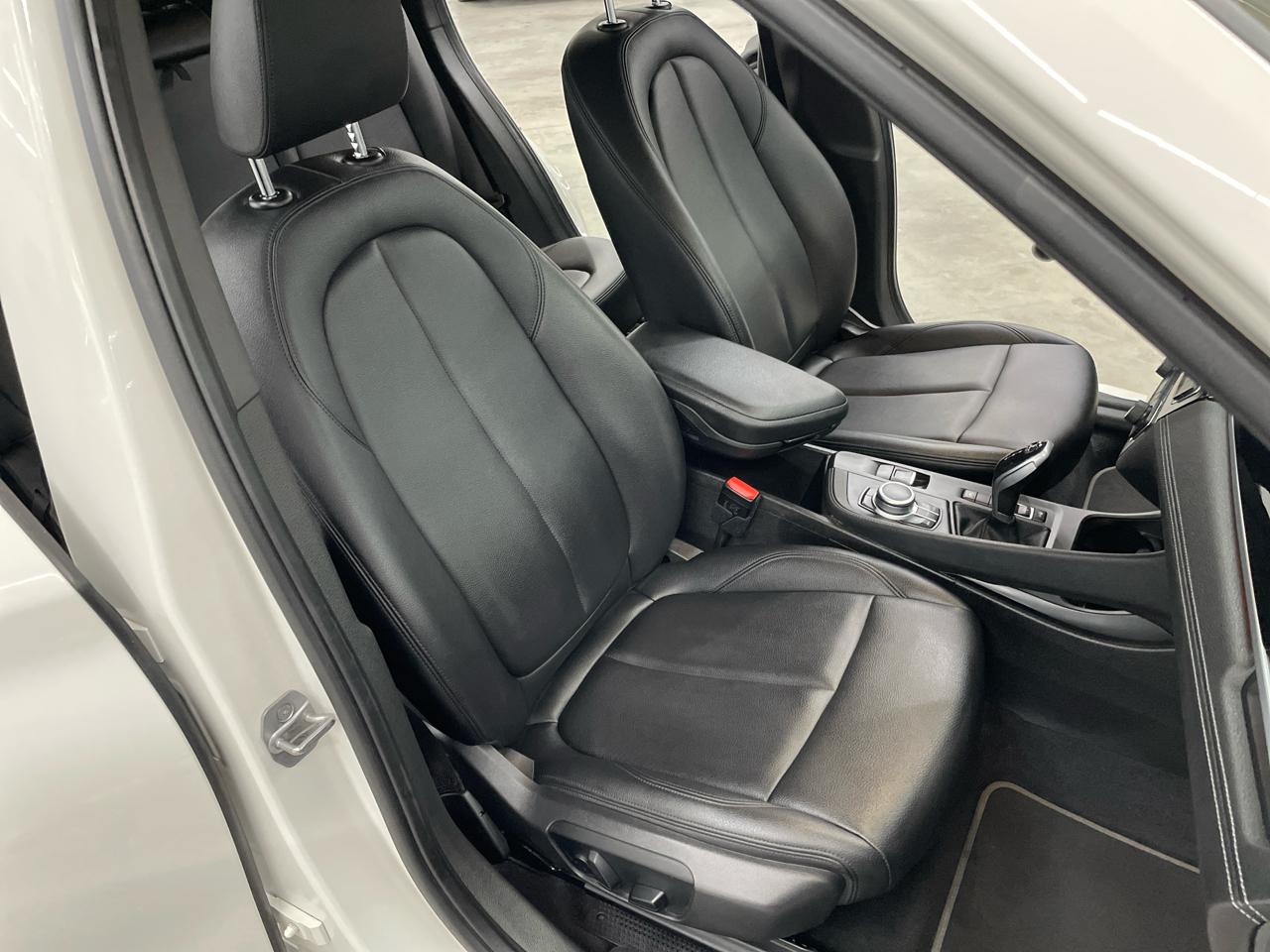 BMW X1 xDrive28i Sports Activity Vehicle 2022