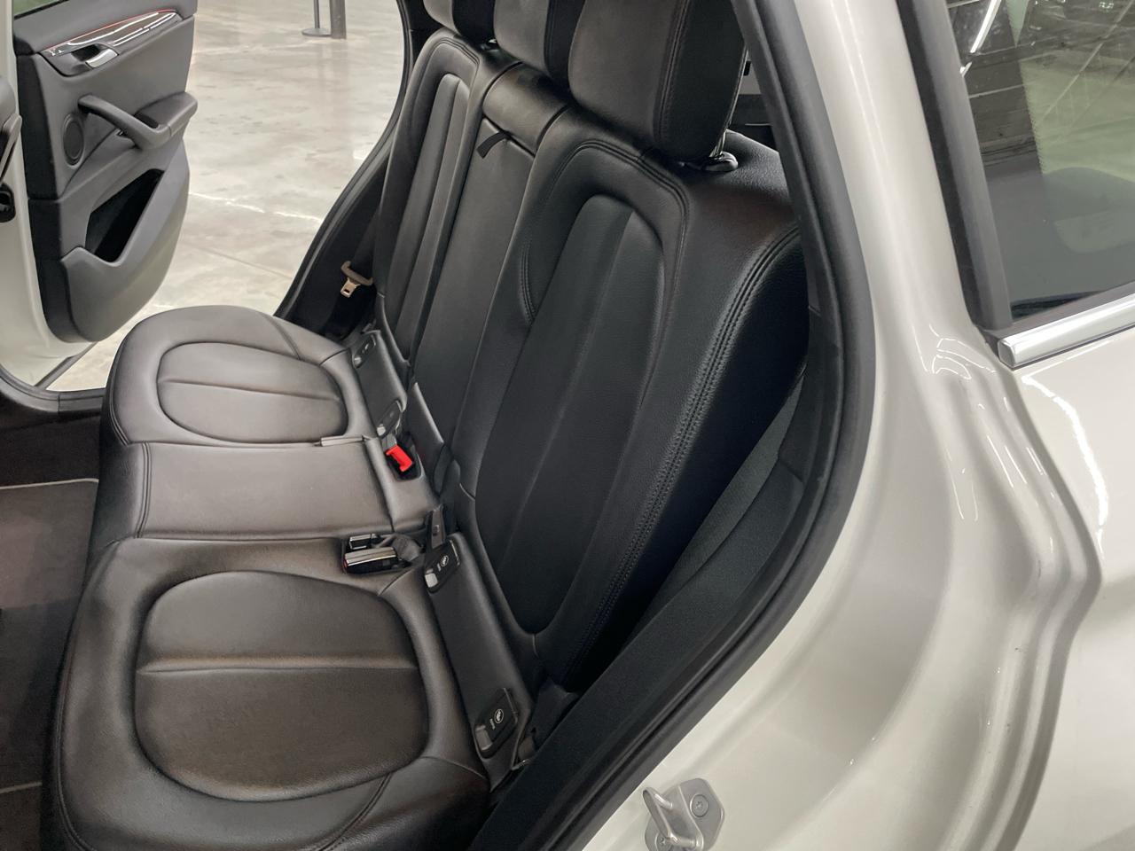 BMW X1 xDrive28i Sports Activity Vehicle 2022