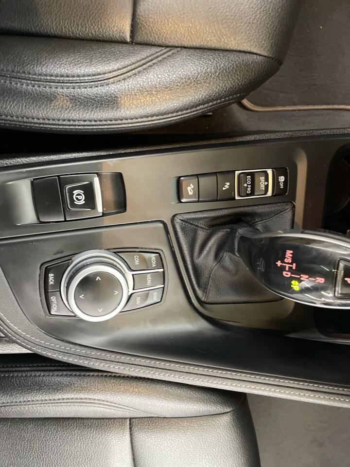 BMW X1 xDrive28i Sports Activity Vehicle 2022