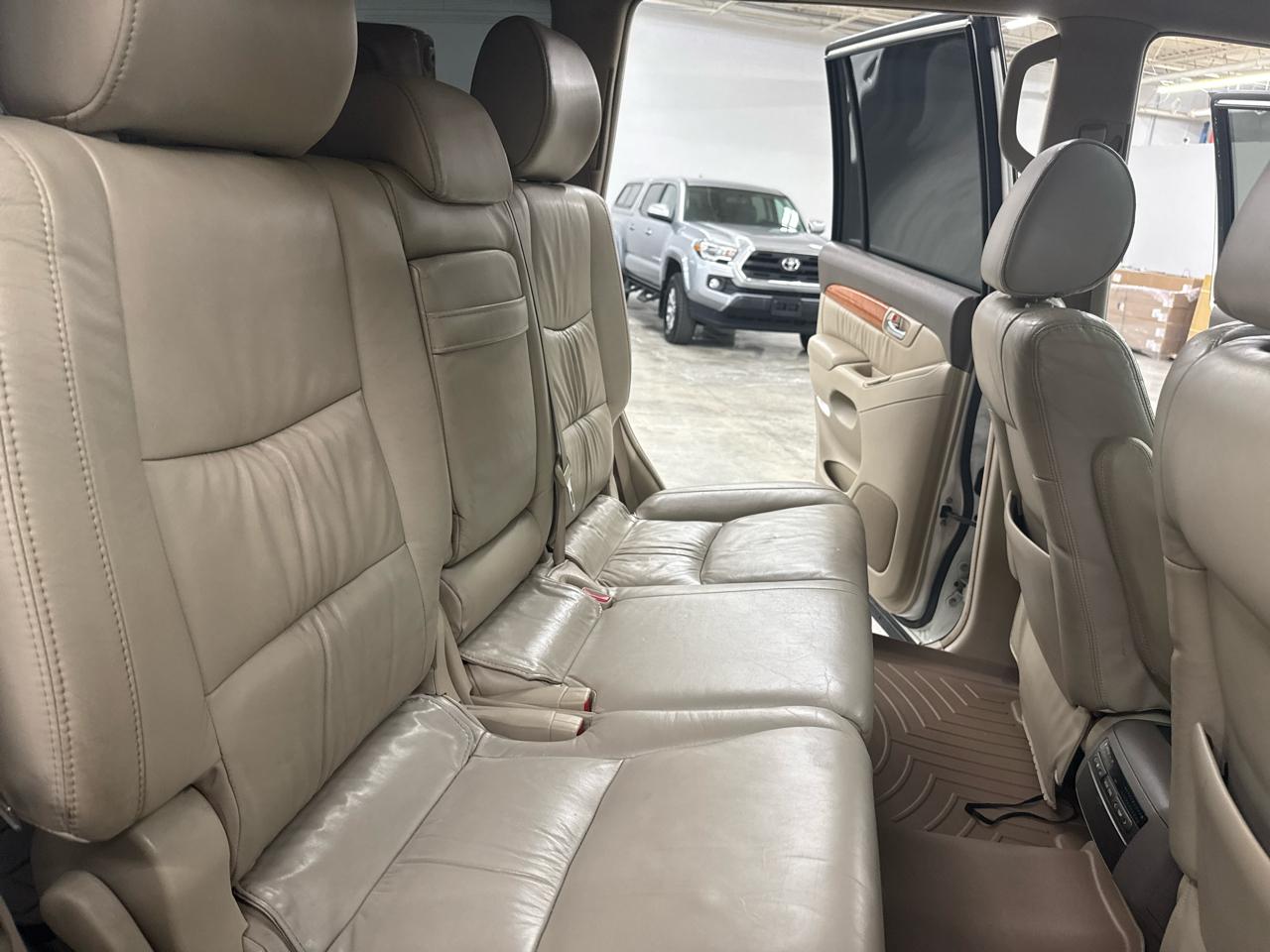 Lexus GX 470 4dr SUV 4WD 2004