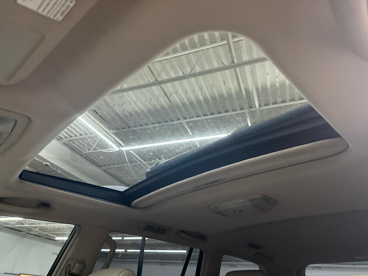Lexus GX 470 4dr SUV 4WD 2004