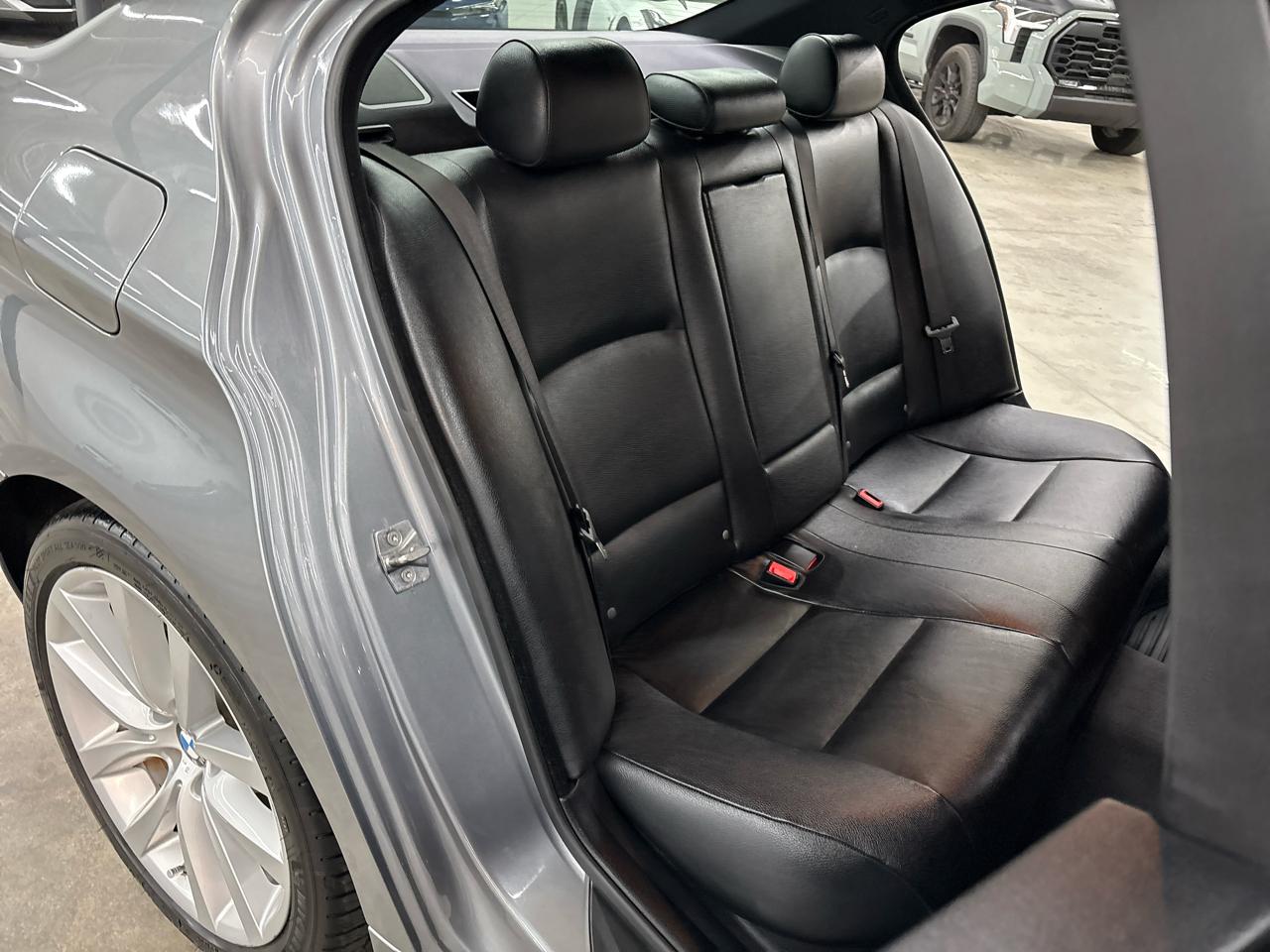 BMW 5 Series 4dr Sdn 535i RWD 2012