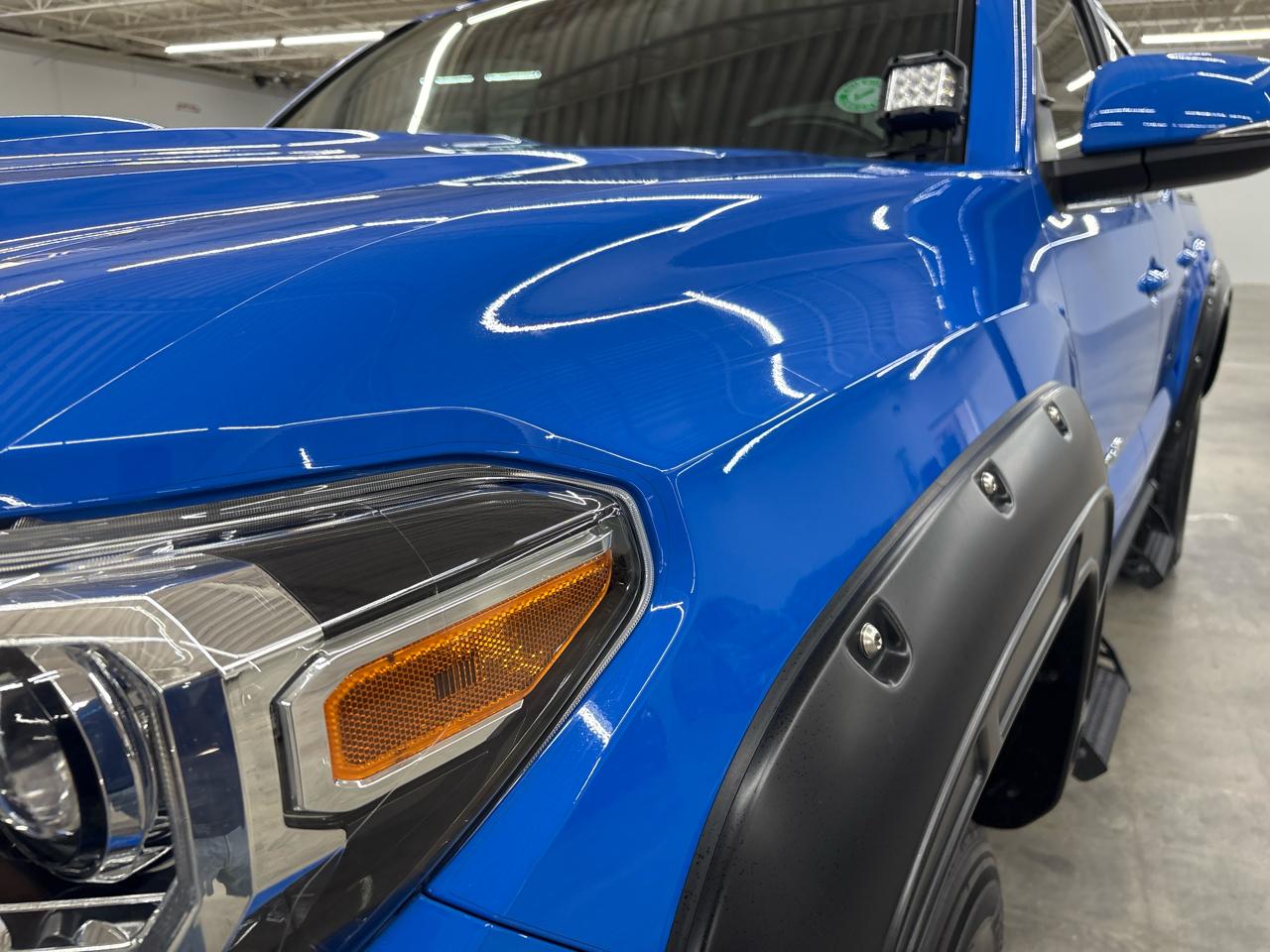 Toyota Tacoma 4WD TRD Off Road Double Cab 5' Bed V6 MT (Natl) 2021