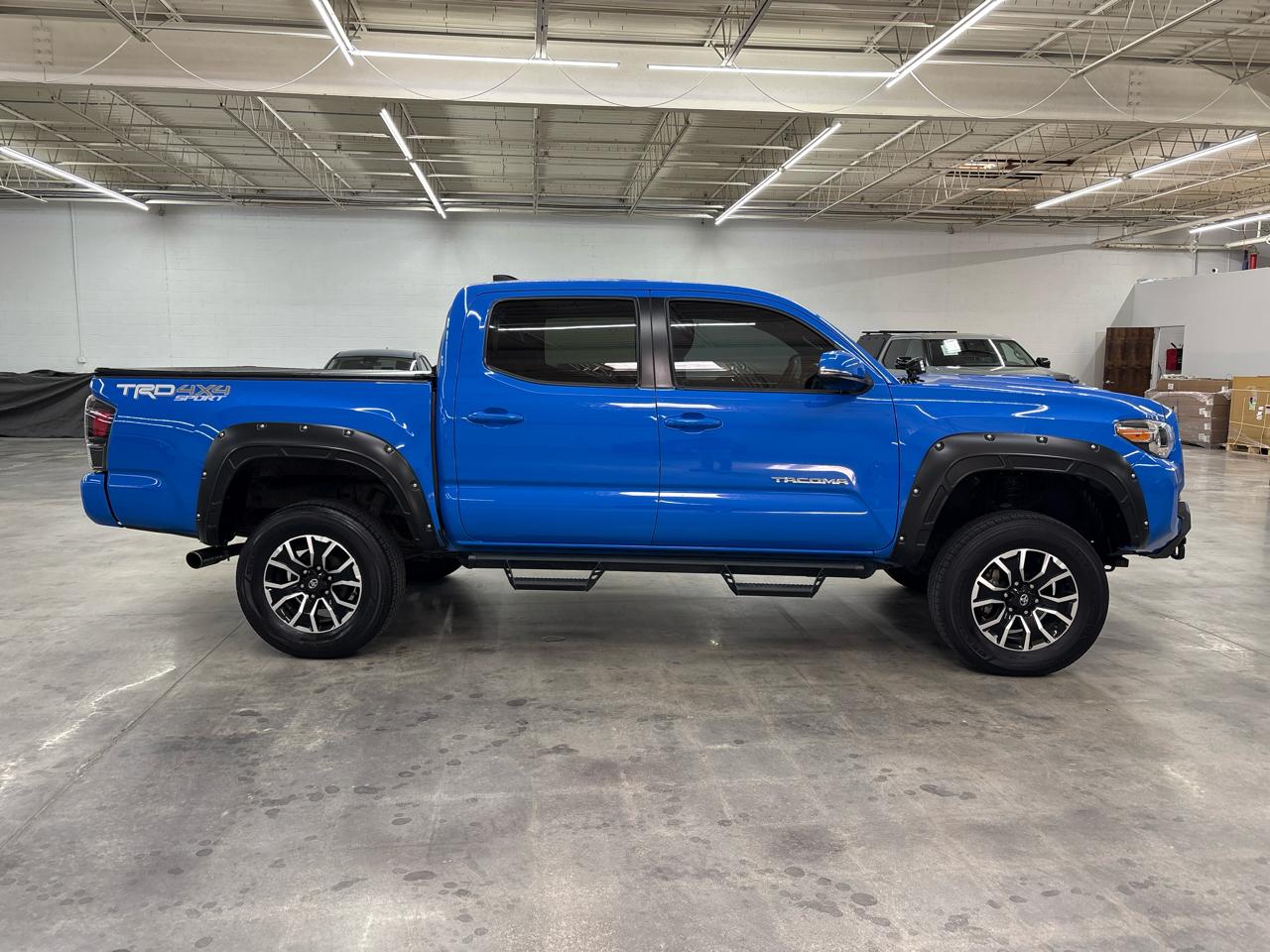 Toyota Tacoma 4WD TRD Off Road Double Cab 5' Bed V6 MT (Natl) 2021