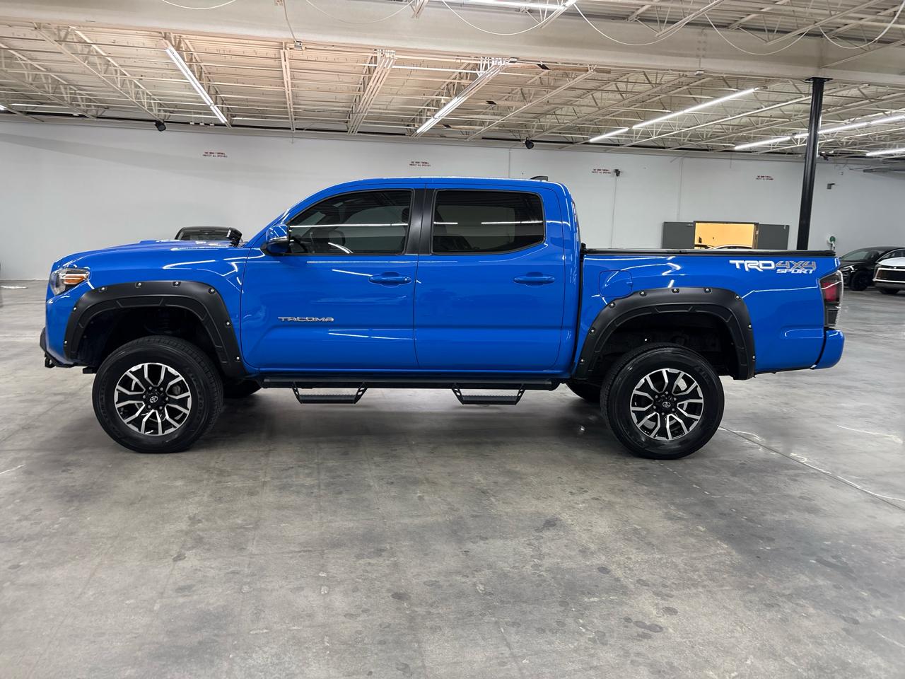 Toyota Tacoma 4WD TRD Off Road Double Cab 5' Bed V6 MT (Natl) 2021