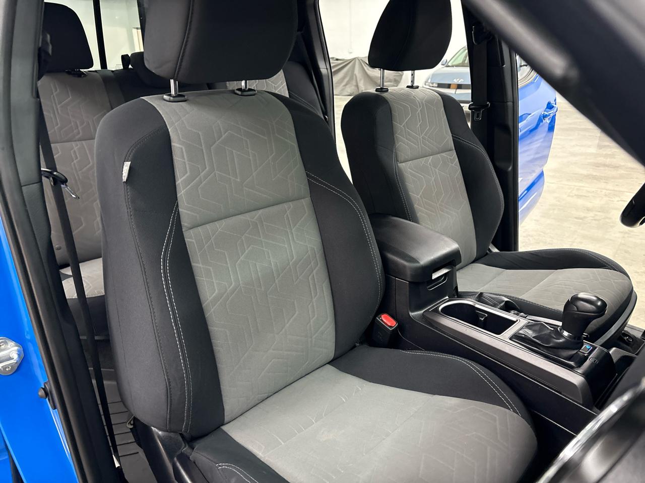 Toyota Tacoma 4WD TRD Off Road Double Cab 5' Bed V6 MT (Natl) 2021