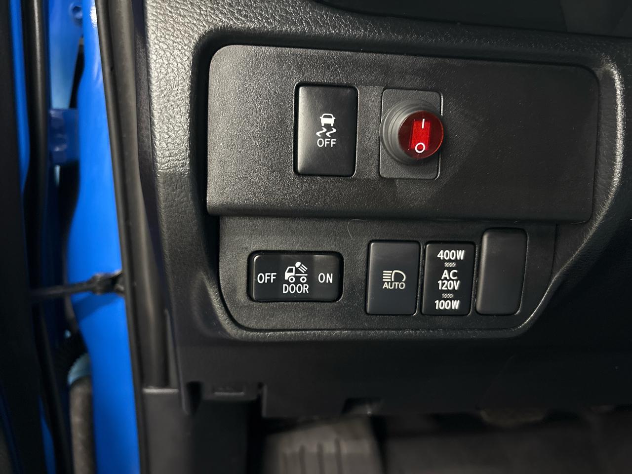 Toyota Tacoma 4WD TRD Off Road Double Cab 5' Bed V6 MT (Natl) 2021