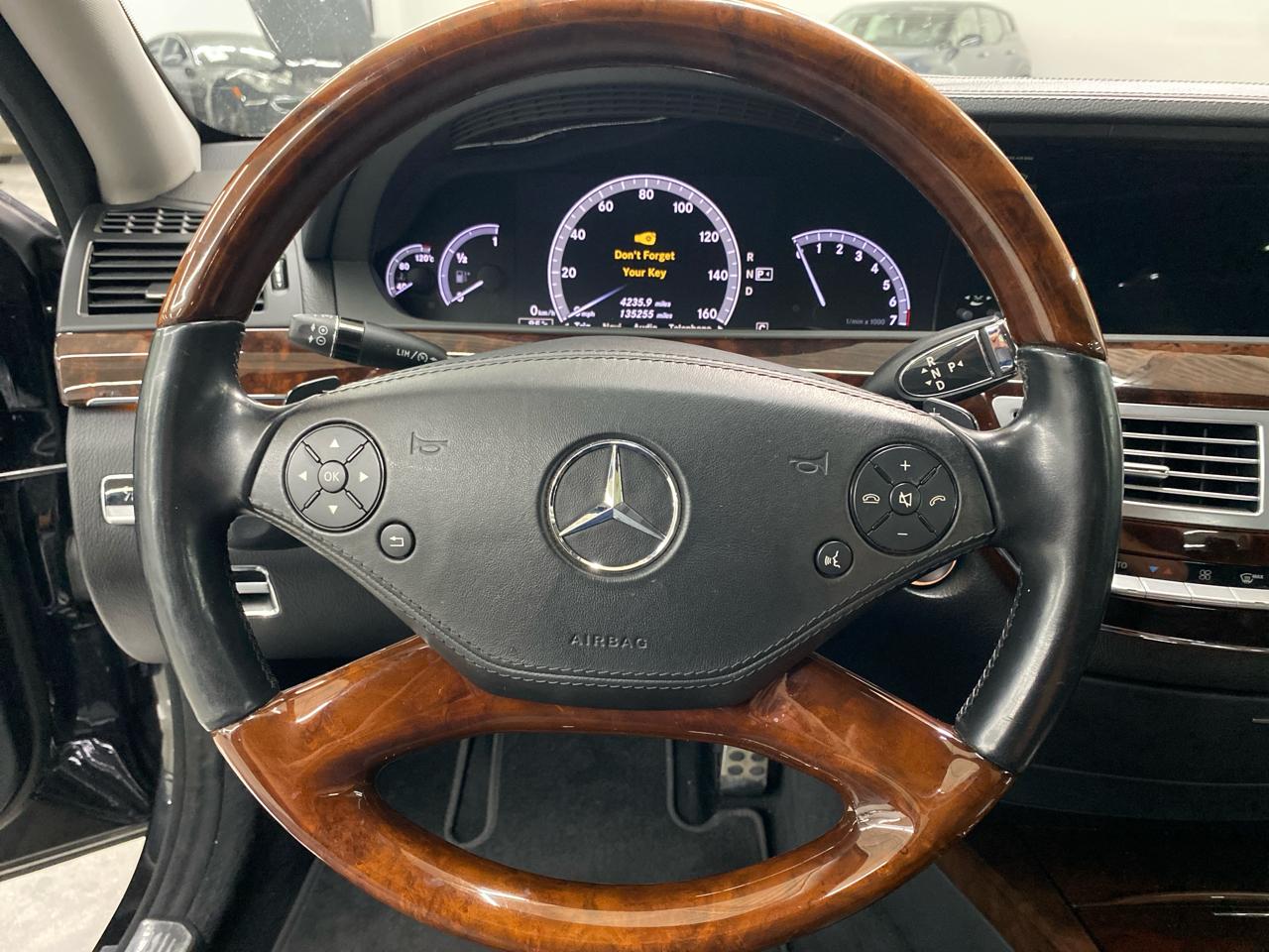 Mercedes-Benz S-Class 4dr Sdn S 550 RWD 2010