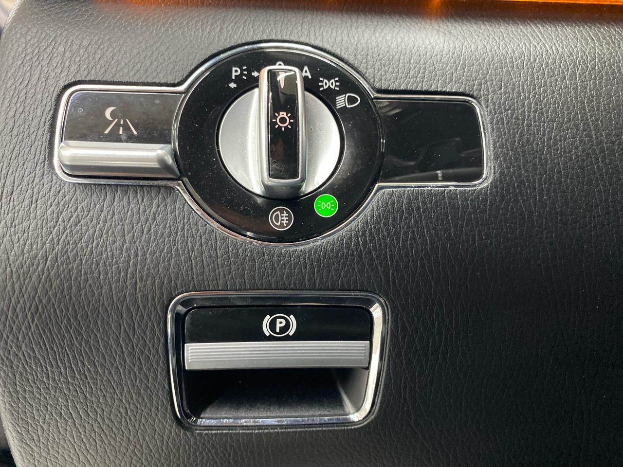 Mercedes-Benz S-Class 4dr Sdn S 550 RWD 2010