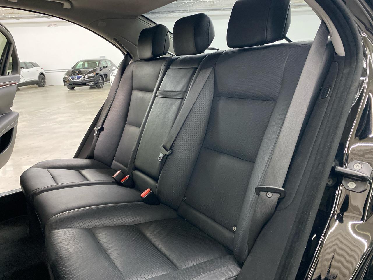 Mercedes-Benz S-Class 4dr Sdn S 550 RWD 2010