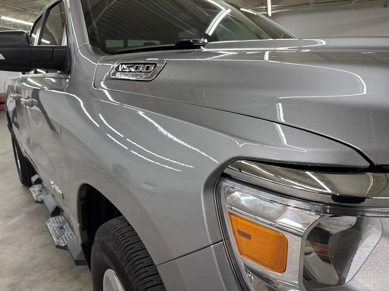 RAM 1500 Big Horn 4x2 Quad Cab 6'4" Box 2022