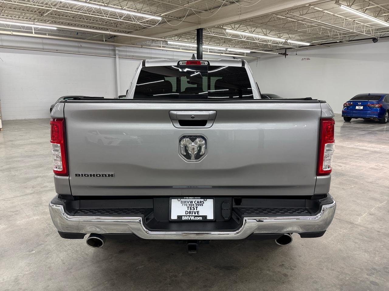 RAM 1500 Big Horn 4x2 Quad Cab 6'4" Box 2022