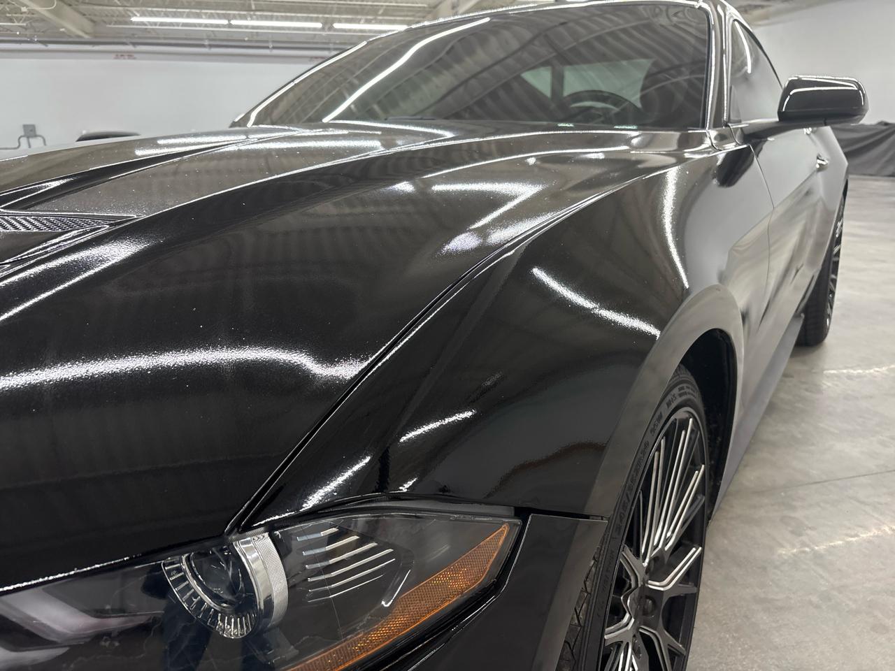 Ford Mustang EcoBoost Coupe 2019
