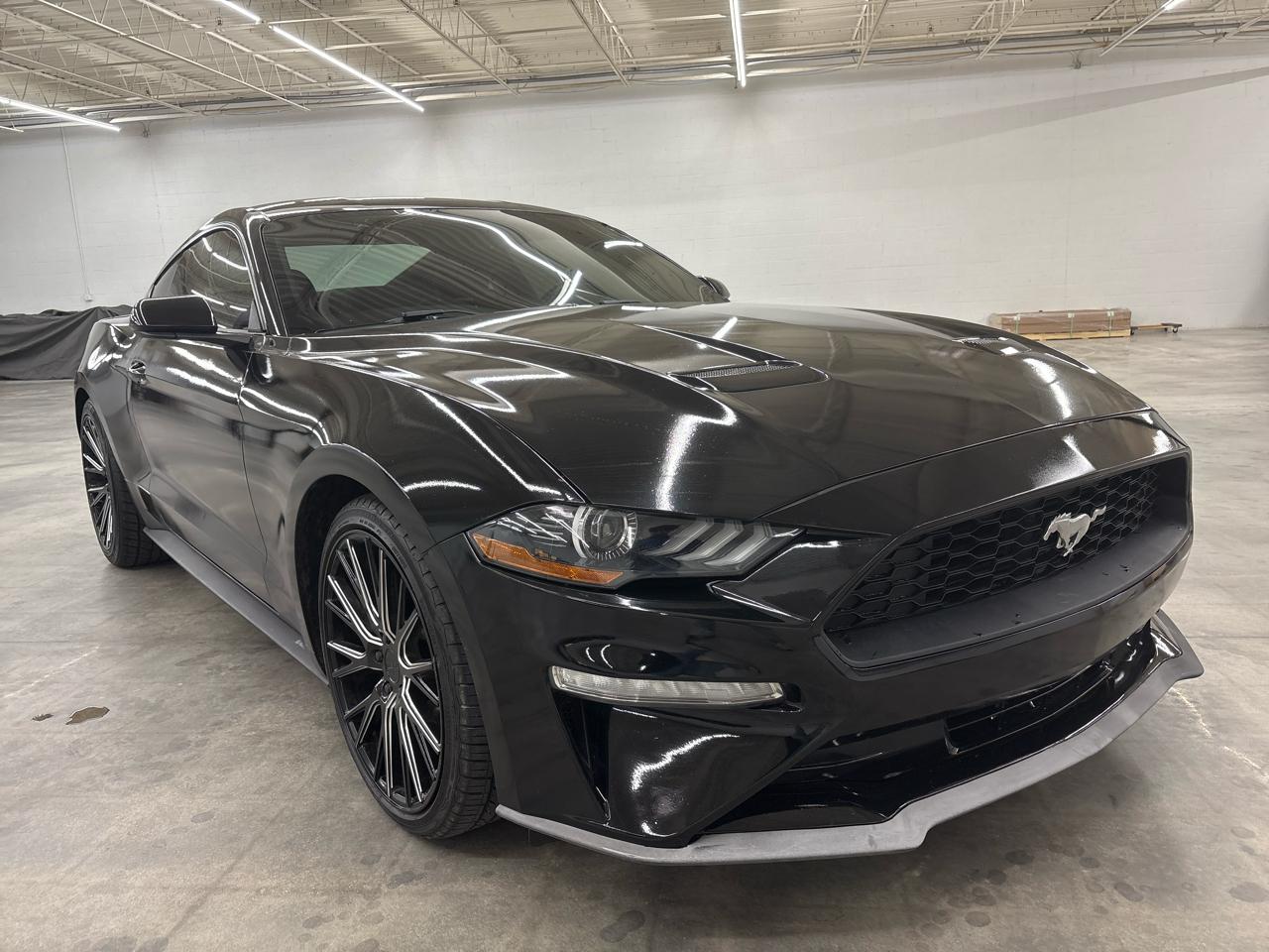 Ford Mustang EcoBoost Coupe 2019