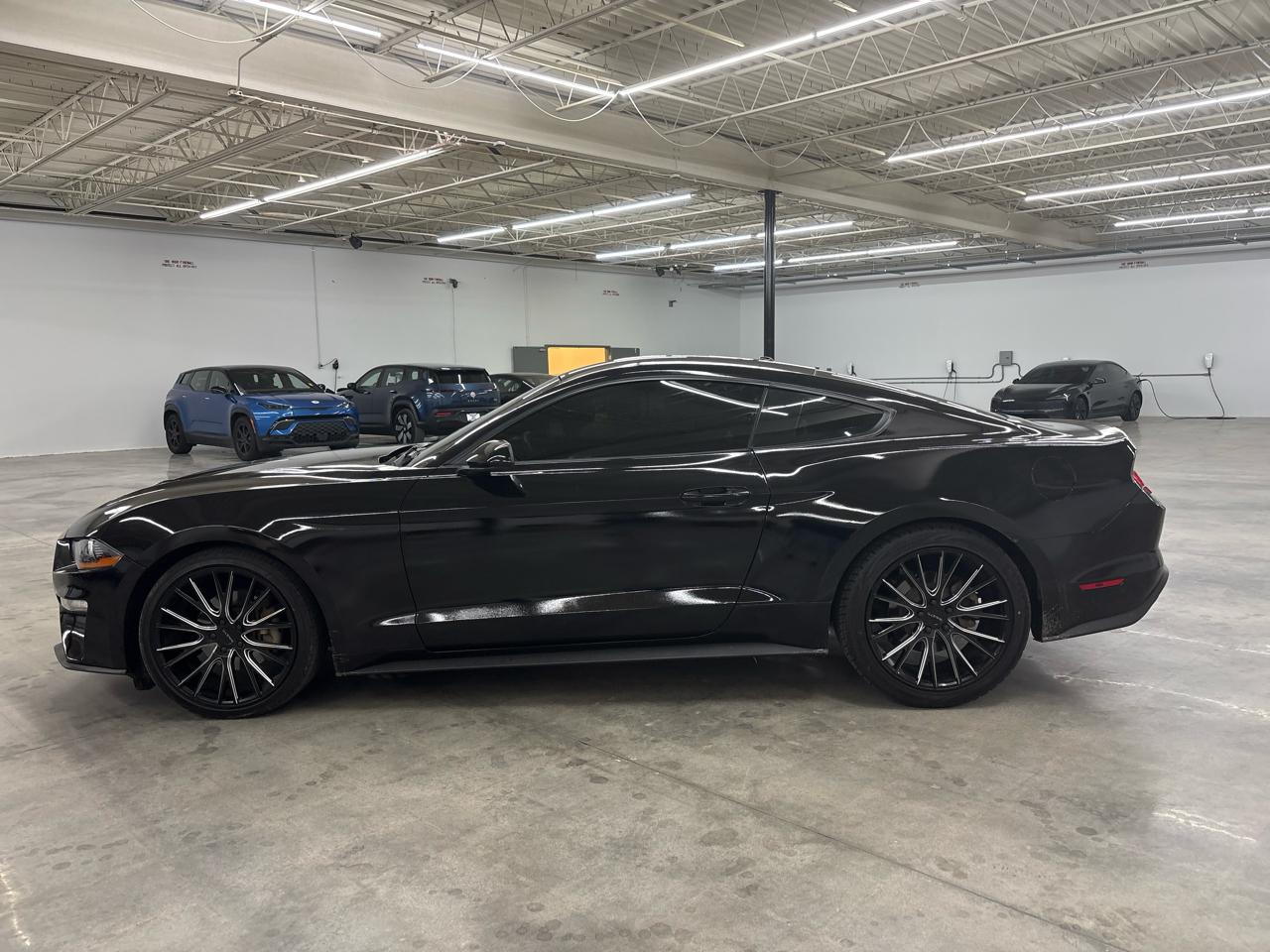 Ford Mustang EcoBoost Coupe 2019