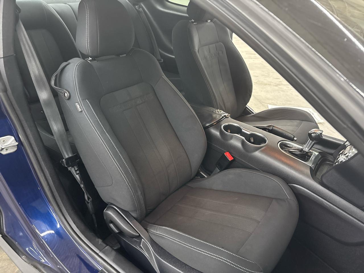 Ford Mustang EcoBoost Coupe 2019