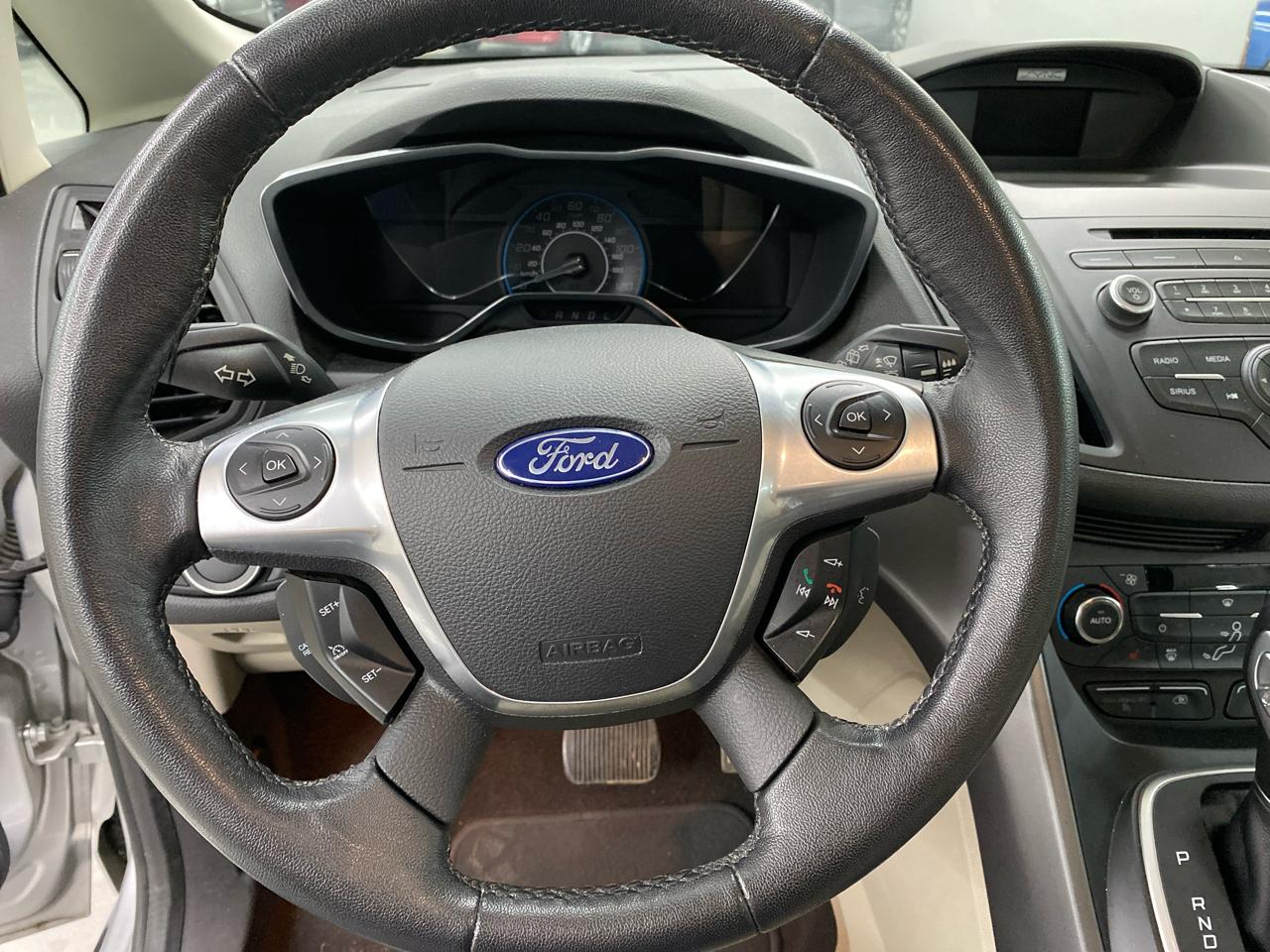 Ford C-Max Energi SE FWD 2017