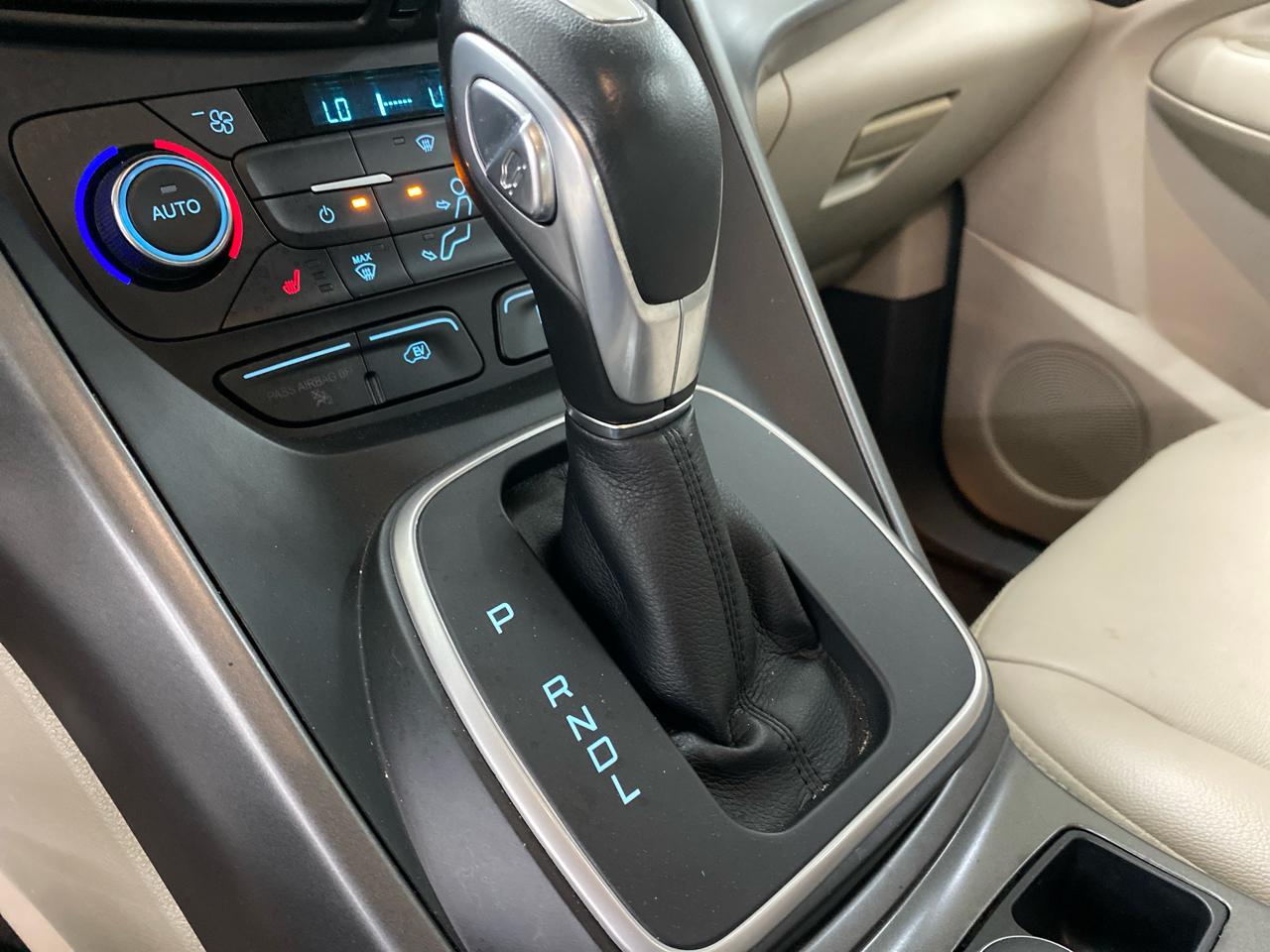 Ford C-Max Energi SE FWD 2017