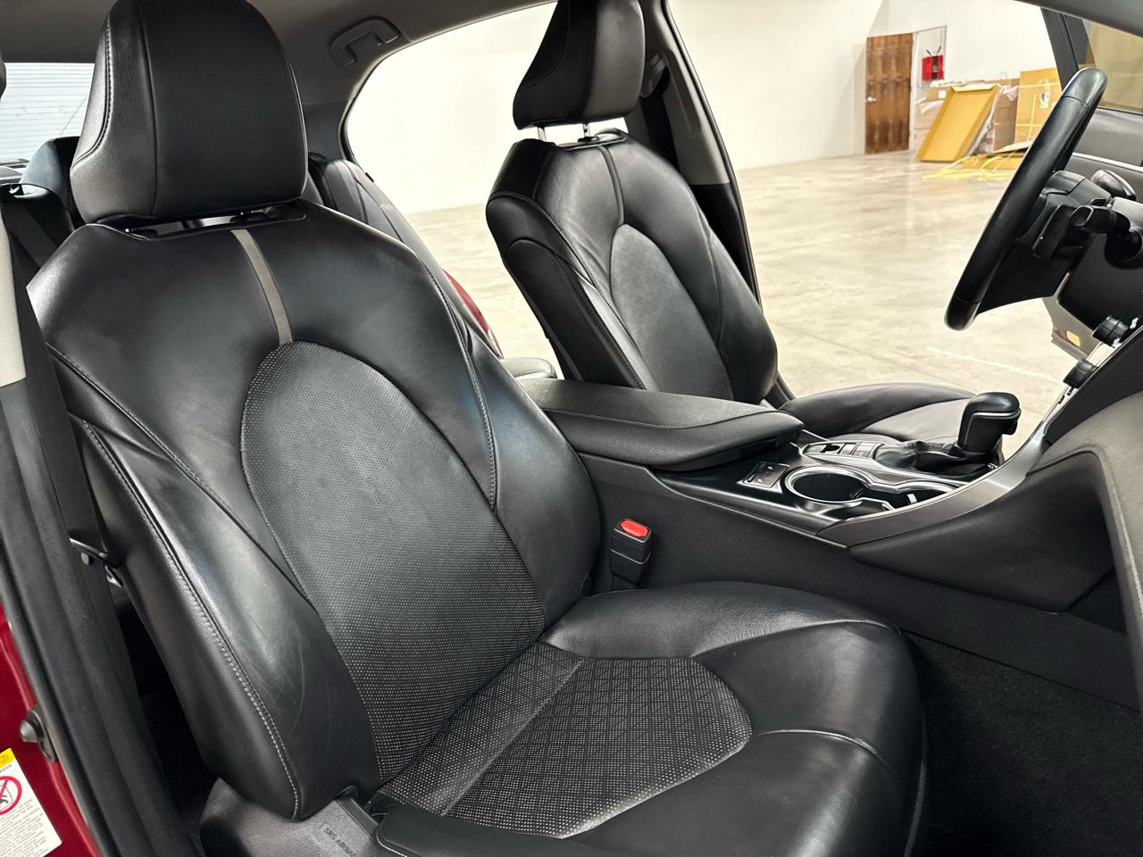 Toyota Camry XSE Auto (Natl) 2018