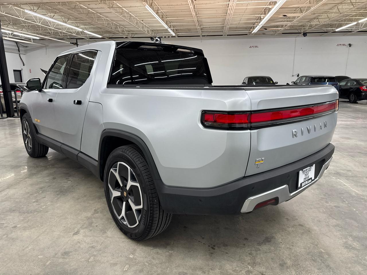 Rivian R1T Adventure Quad-Motor Large Pack 2024