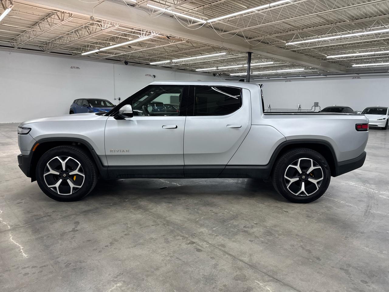 Rivian R1T Adventure Quad-Motor Large Pack 2024