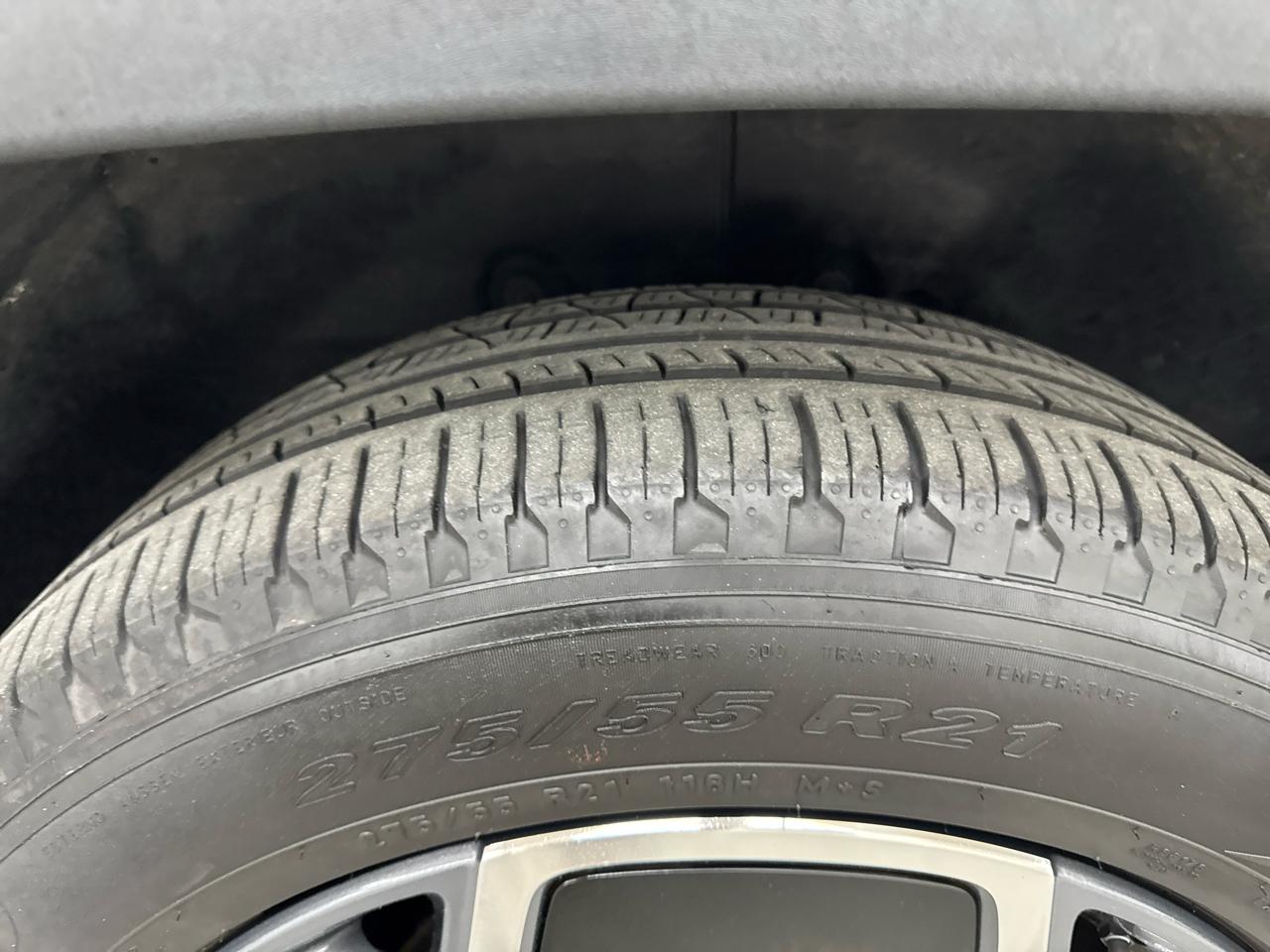 Rivian R1T Adventure Quad-Motor Large Pack 2024