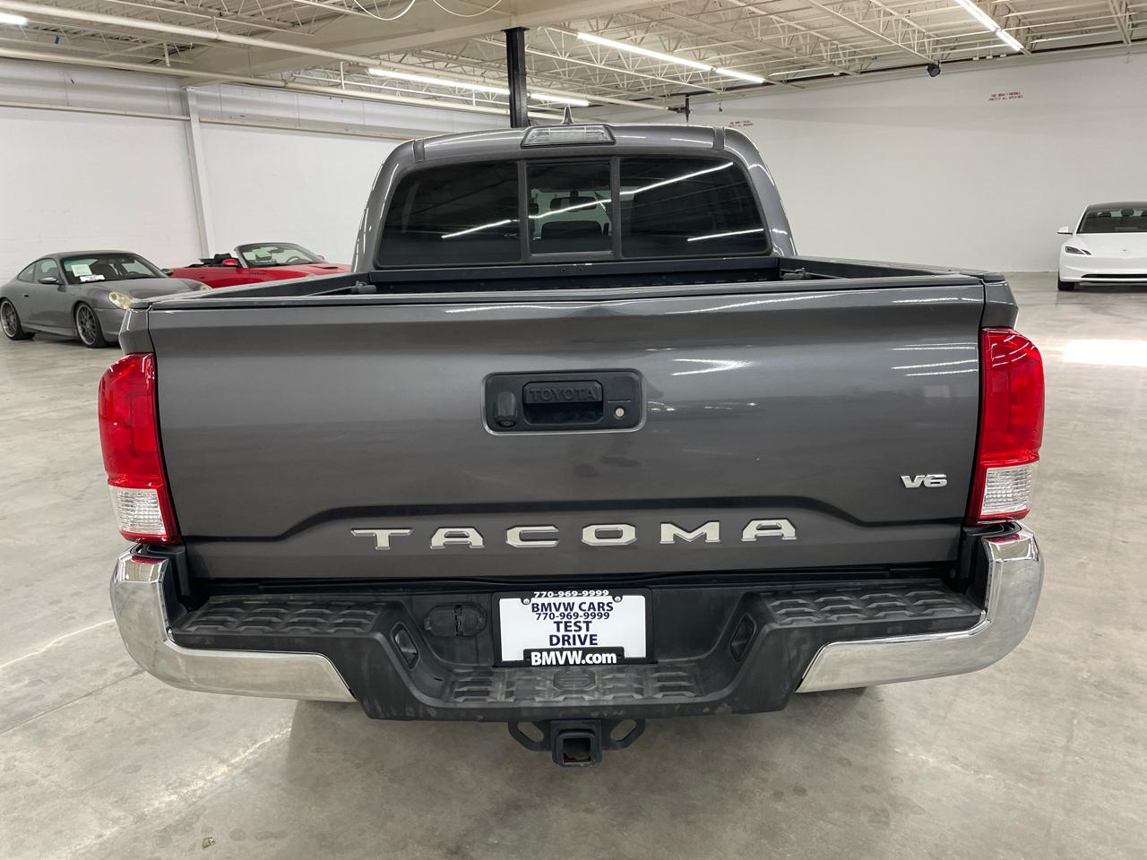 Toyota Tacoma TRD Off Road Double Cab 5' Bed V6 4x2 AT (Natl) 2017