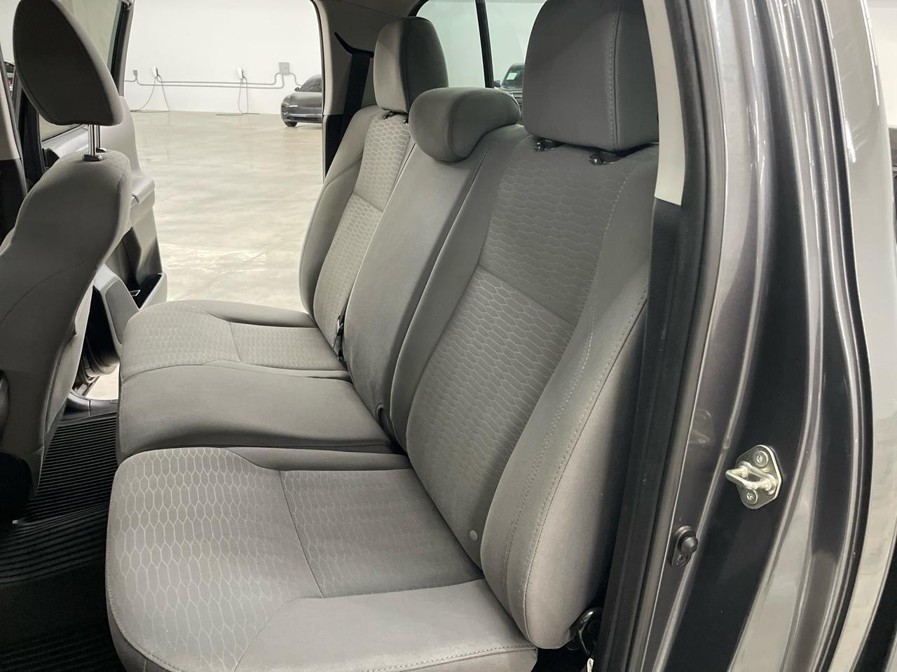 Toyota Tacoma TRD Off Road Double Cab 5' Bed V6 4x2 AT (Natl) 2017