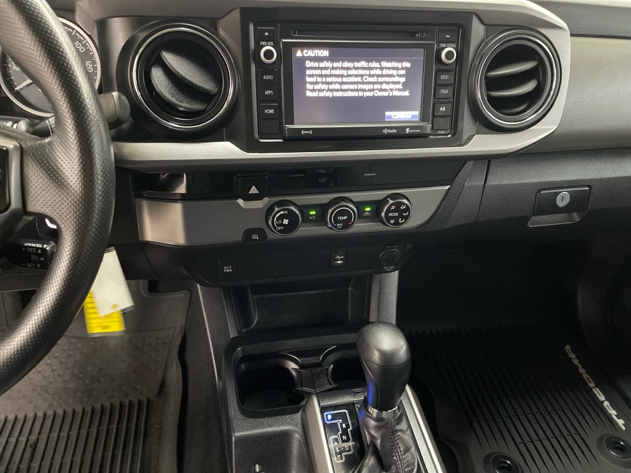 Toyota Tacoma TRD Off Road Double Cab 5' Bed V6 4x2 AT (Natl) 2017