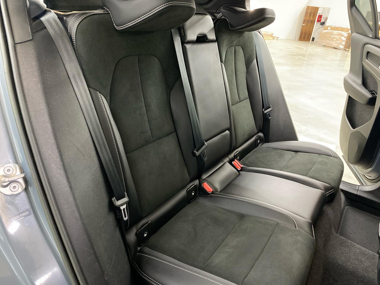 Volvo XC40 Recharge Pure Electric Twin eAWD Plus 2023
